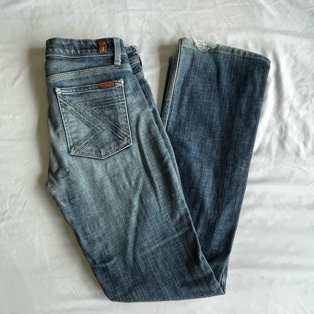 Women’s 7 For All Mankind flare jeans size 27